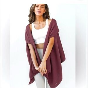 Savvi Amber Burgundy Women's Sweater Wrap